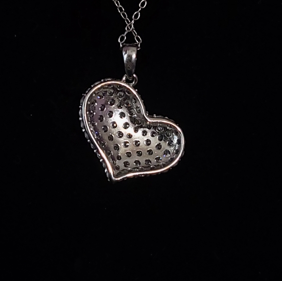 Dk 925 sterling heart with beautiful czs - Picture 12 of 15